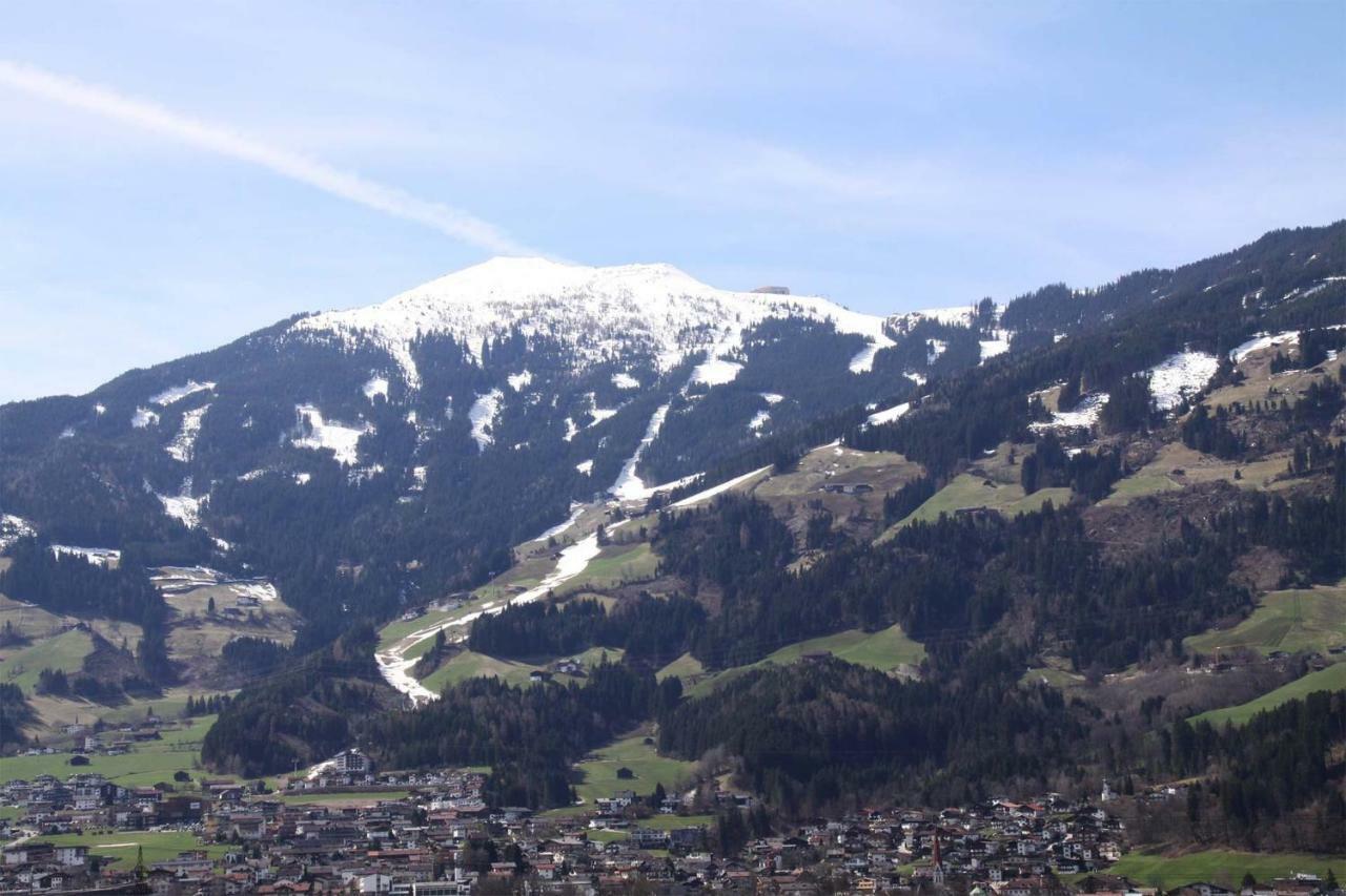 Ferienwohnung Melanie Hart im Zillertal Luaran gambar